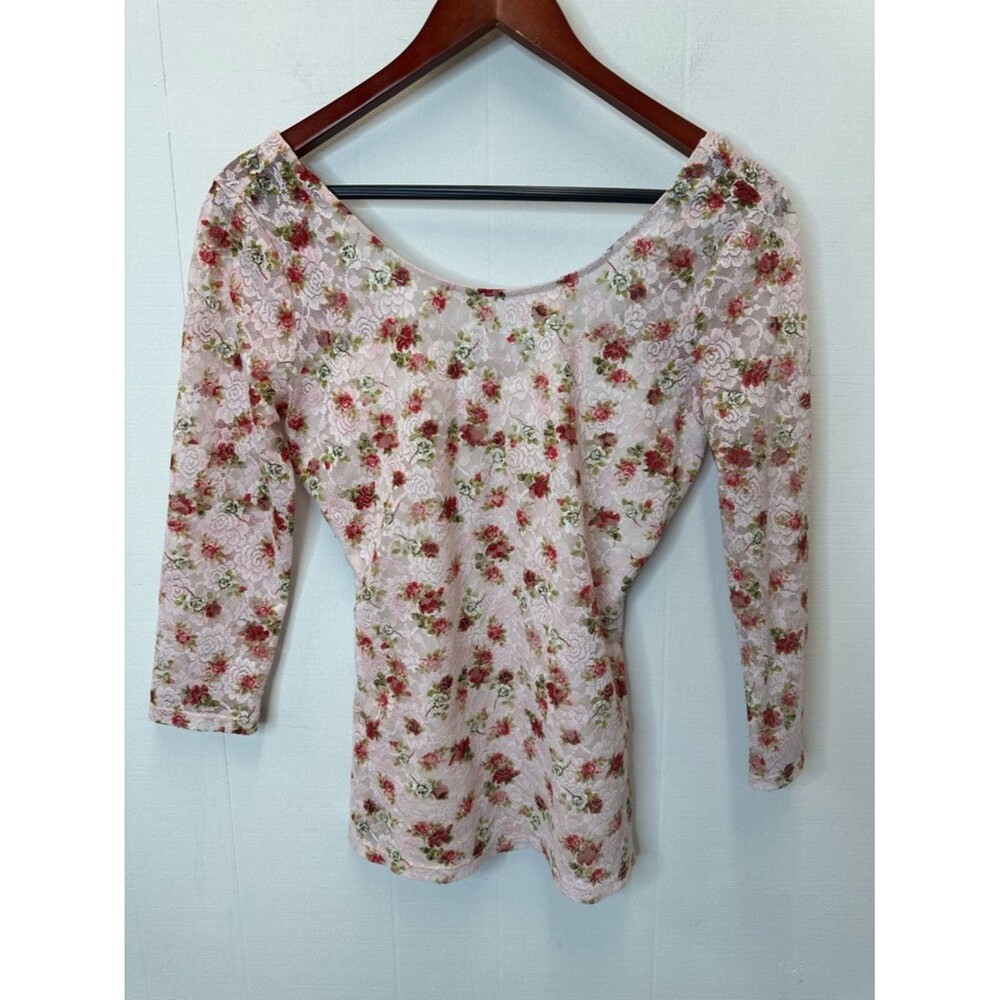 Guess Women’s Medium Pink Floral Lace Overlay 3/4 Sleeve Top Dainty Cute 90s